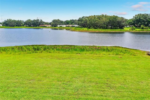 25524 LAUREL VALLEY ROAD, Leesburg, FL 34748