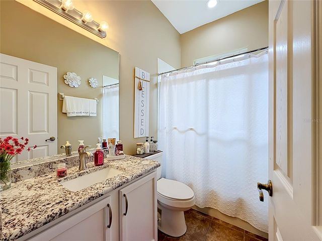 25524 LAUREL VALLEY ROAD, Leesburg, FL 34748