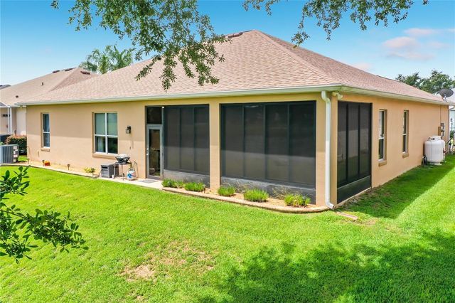 25524 LAUREL VALLEY ROAD, Leesburg, FL 34748