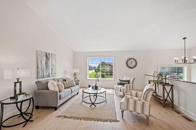 1000 Chestnut Street, Maple Lake, MN 55358