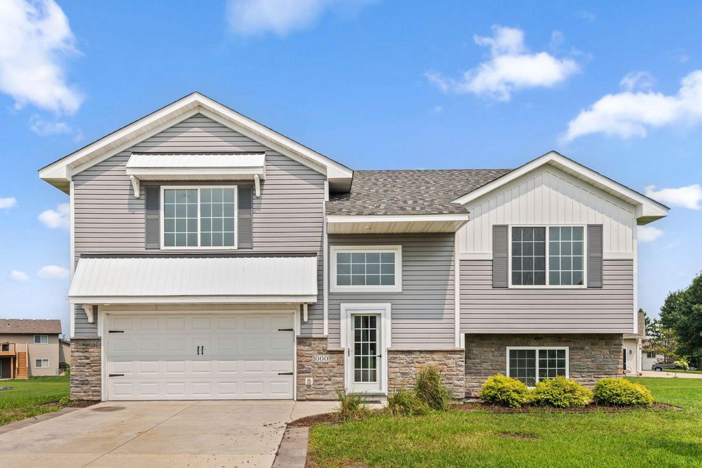 1000 Chestnut Street, Maple Lake, MN 55358