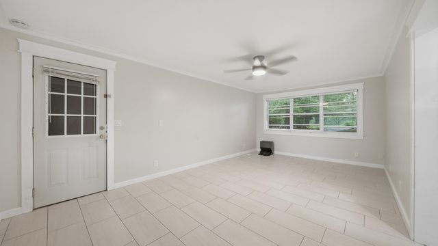8525 W Crabtree Road, Hixson, TN 37343