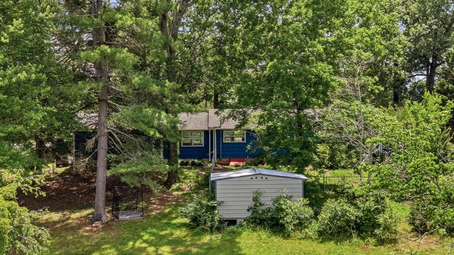 8525 W Crabtree Road, Hixson, TN 37343