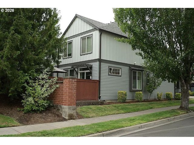 999 Se SACHA Pl, Hillsboro, OR 97123