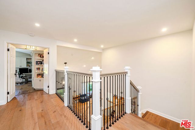 27 Horseshoe Lane, Palos Verdes Peninsula, CA 90274