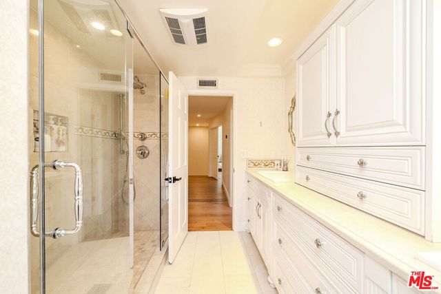 27 Horseshoe Lane, Palos Verdes Peninsula, CA 90274