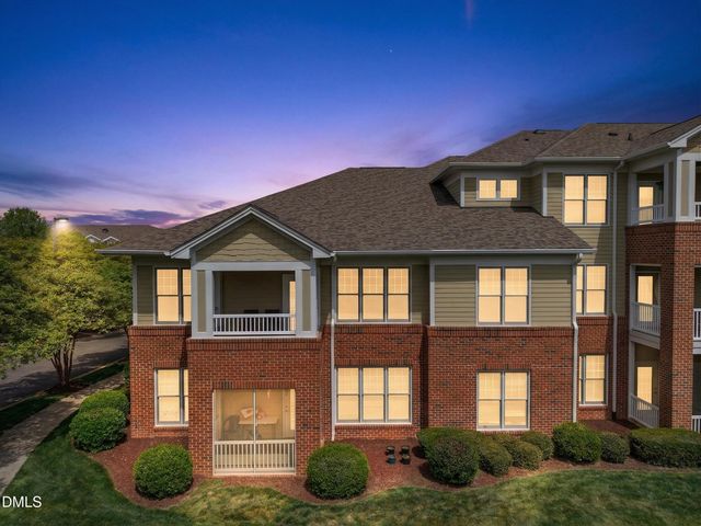 828 Waterford Lake Drive, Cary, NC 27519