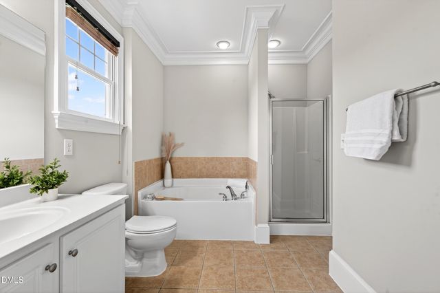 828 Waterford Lake Drive, Cary, NC 27519