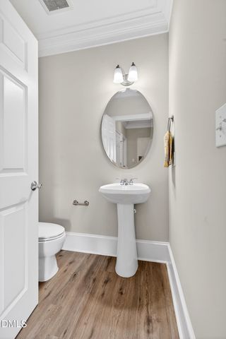 828 Waterford Lake Drive, Cary, NC 27519