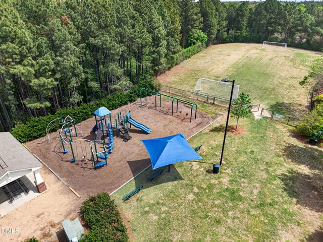 828 Waterford Lake Drive, Cary, NC 27519