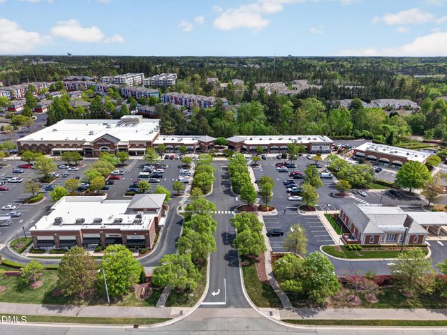 828 Waterford Lake Drive, Cary, NC 27519