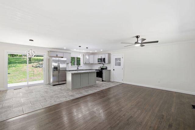 3208 Kings Point Road, Chattanooga, TN 37416