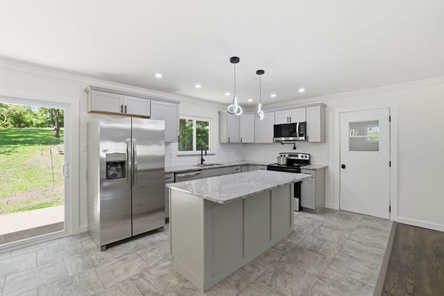 3208 Kings Point Road, Chattanooga, TN 37416