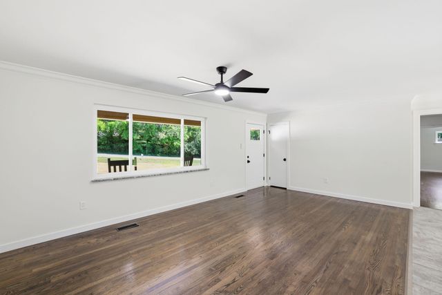 3208 Kings Point Road, Chattanooga, TN 37416