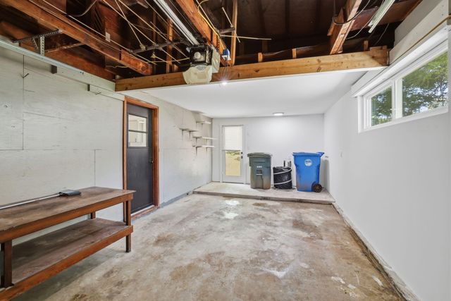 3208 Kings Point Road, Chattanooga, TN 37416