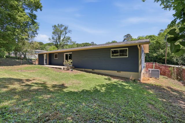 3208 Kings Point Road, Chattanooga, TN 37416