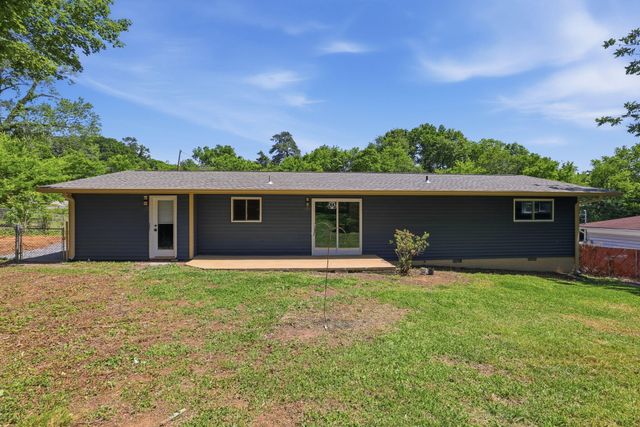 3208 Kings Point Road, Chattanooga, TN 37416