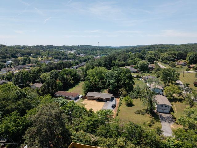 3208 Kings Point Road, Chattanooga, TN 37416