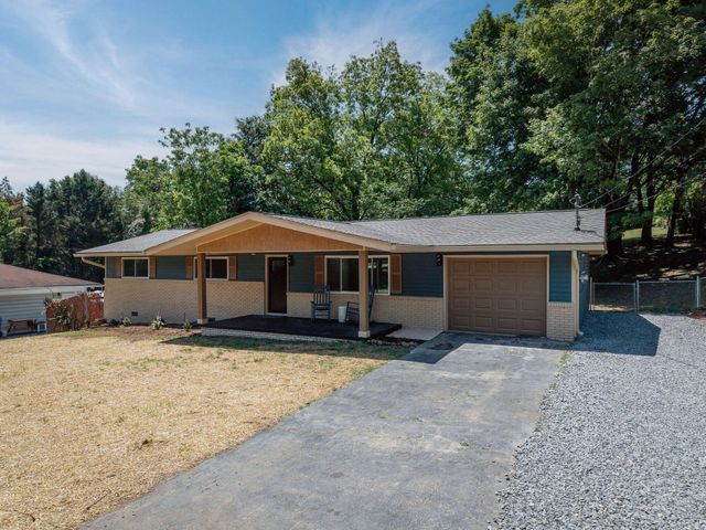 3208 Kings Point Road, Chattanooga, TN 37416
