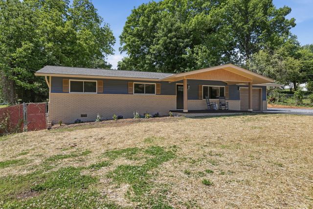 3208 Kings Point Road, Chattanooga, TN 37416