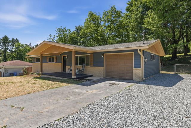 3208 Kings Point Road, Chattanooga, TN 37416