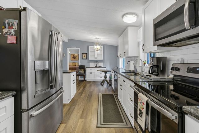 3231 W BOONE Ave, Spokane, WA 99201