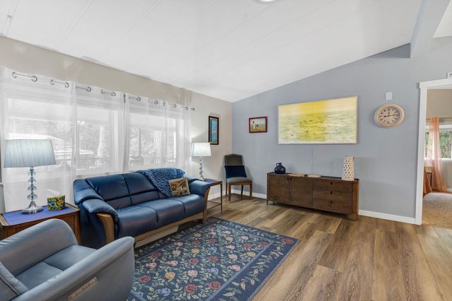 3231 W BOONE Ave, Spokane, WA 99201