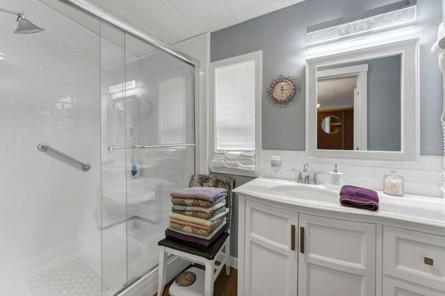 3231 W BOONE Ave, Spokane, WA 99201
