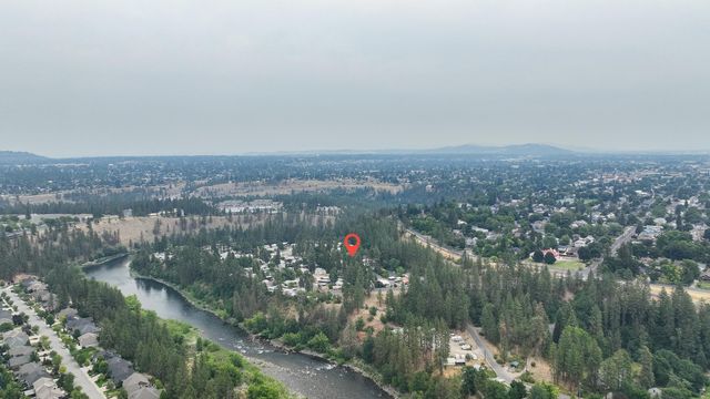3231 W BOONE Ave, Spokane, WA 99201