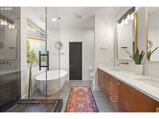 720 S 19TH Pl, Ridgefield, WA 98642