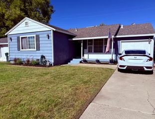 2149 Bluebird Ln, Sacramento, CA 95821