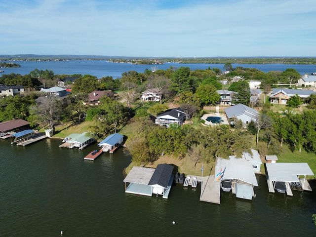 3600 Packsaddle DR, Horseshoe Bay, TX 78657