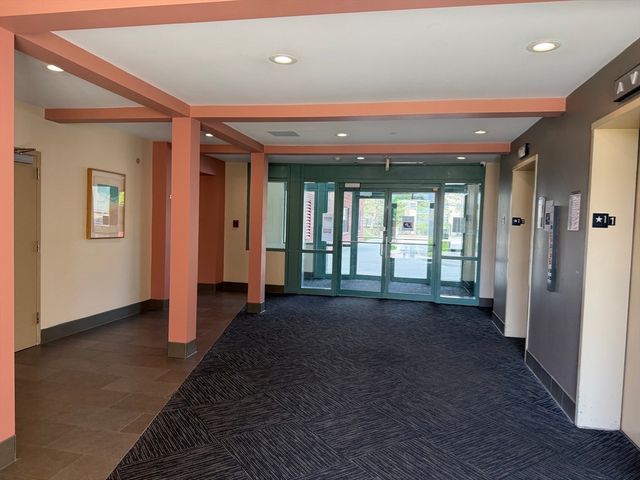 100 W Squantum St 516, Quincy, MA 02171