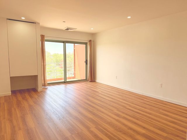 100 W Squantum St 516, Quincy, MA 02171