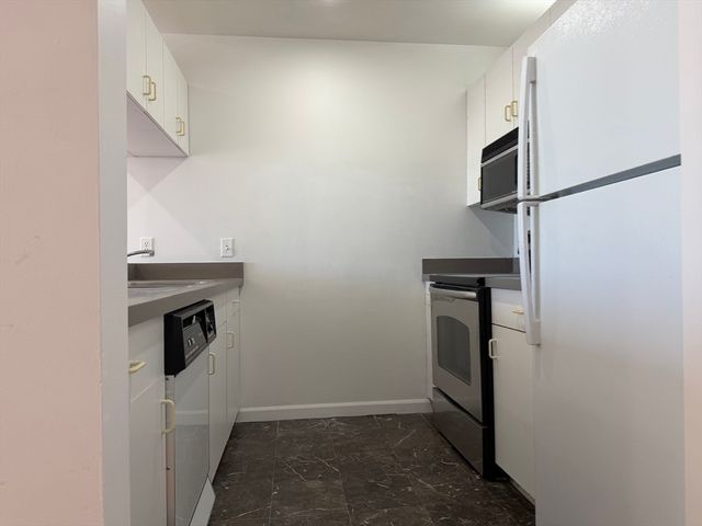 100 W Squantum St 516, Quincy, MA 02171