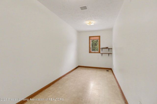 4151 Meadowdale Drive, Williamston, MI 48895