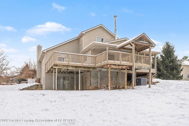 4151 Meadowdale Drive, Williamston, MI 48895