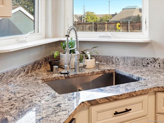 6851 S Prince Cir, Littleton, CO 80120