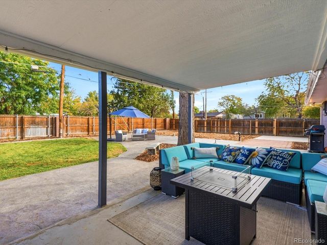 6851 S Prince Cir, Littleton, CO 80120