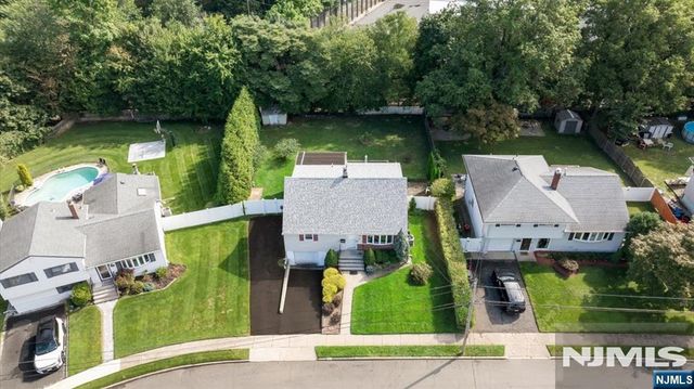 31 Vivian Avenue, Emerson, NJ 07630