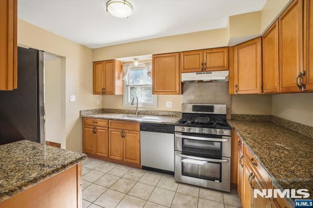 31 Vivian Avenue, Emerson, NJ 07630