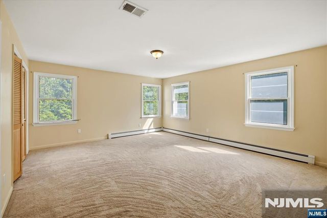 31 Vivian Avenue, Emerson, NJ 07630