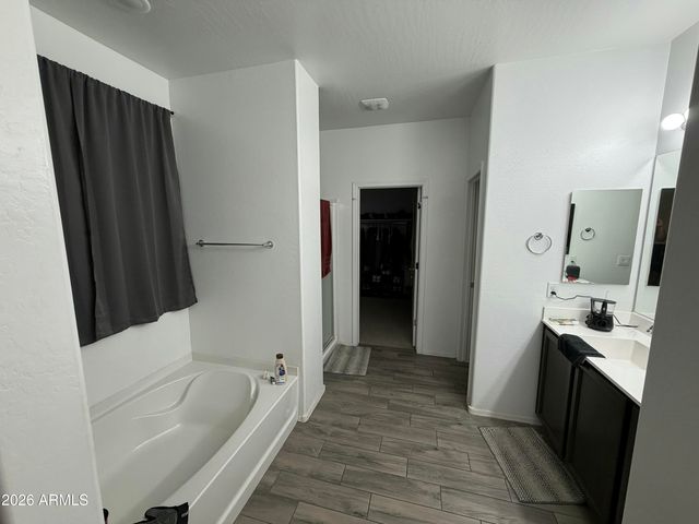 24740 W JESSICA Lane, Buckeye, AZ 85326