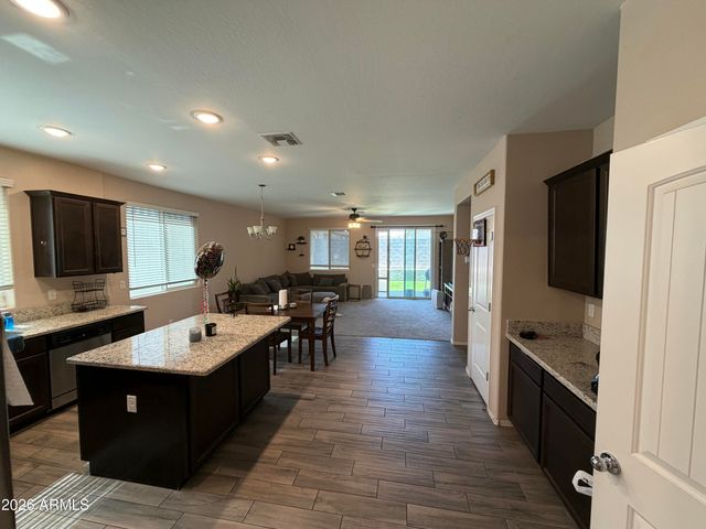 24740 W JESSICA Lane, Buckeye, AZ 85326