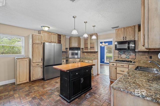 4261 Honey Court, Mobile, AL 36619