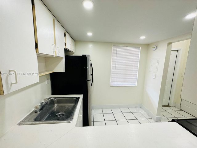 505 NW 177th St 131, Miami Gardens, FL 33169