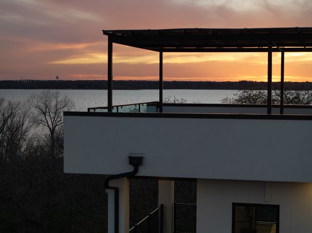 1230 Oak View Court, Oak Point, TX 75068