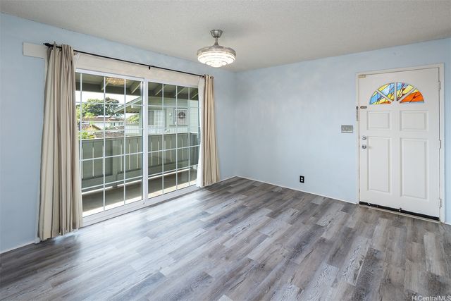 94-1410 Welina Loop X, Waipahu, HI 96797