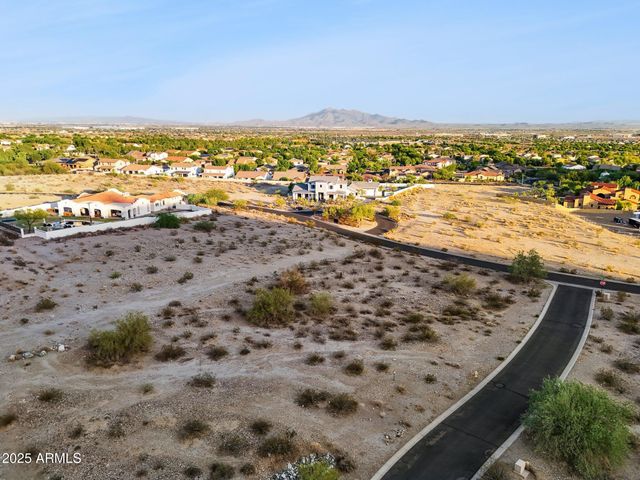 3249 W HIGHLANDS Drive, Buckeye, AZ 85396