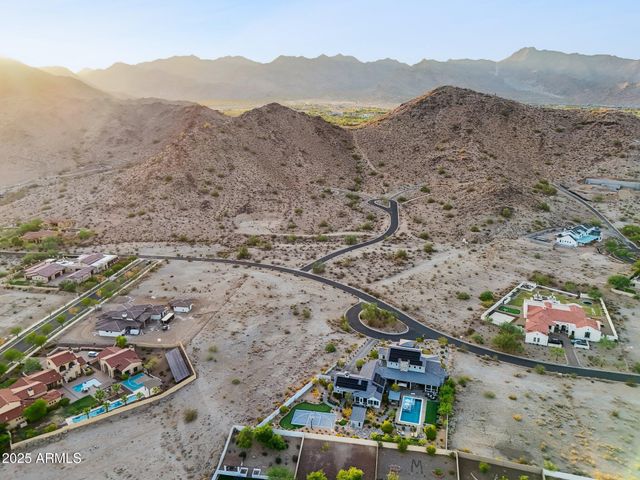 3249 W HIGHLANDS Drive, Buckeye, AZ 85396